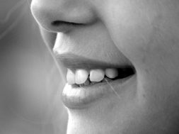 2017-04-24 16_31_40-smile-mouth-teeth-laugh-65665.jpeg ‎- Photos