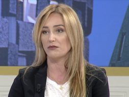 2017-03-29 16_14_26-Rudina - Anita Haradinaj në një rrëfim për Ramushin dhe veten! (28 mars 2017) -