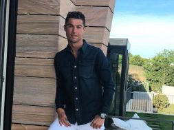 2017-05-26 18_30_17-Cristiano Ronaldo (@cristiano) • Instagram photos and videos