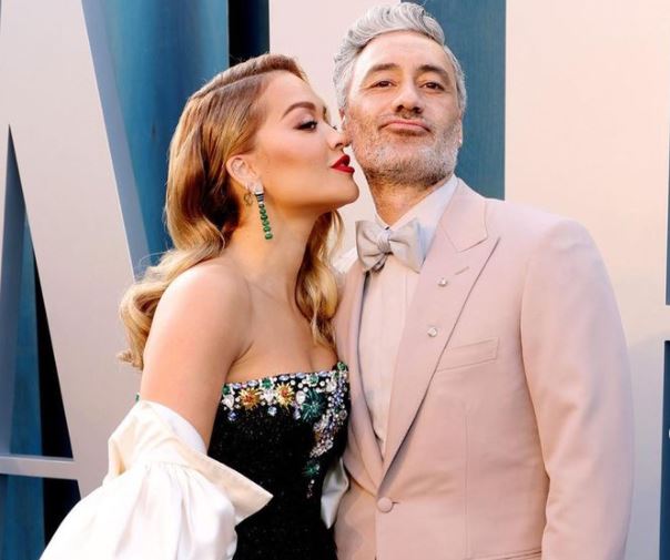 Veprimi i Taika Waititit ndaj Rita Orës në ‘Oscars’ po bën xhiron e rrjetit