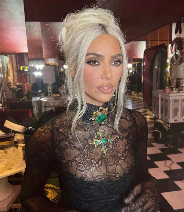 Kim Kardashian pranon për herë të parë se ‘përdori’ lidhjen me Pete Davidson për të harruar Kanye West