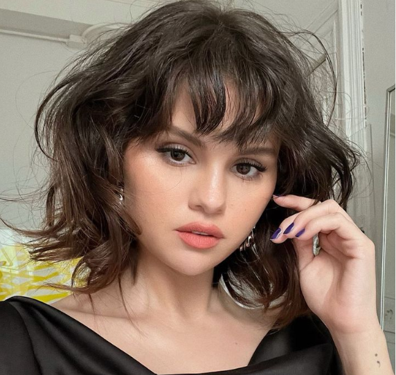 Selena Gomez shpallet zyrtarisht gruaja më e ndjekur në Instagram