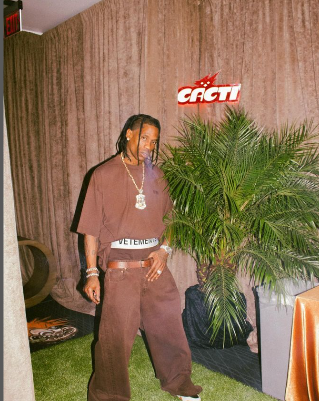 Travis Scott flet për herë të parë pas tragjedisë së Astroworld