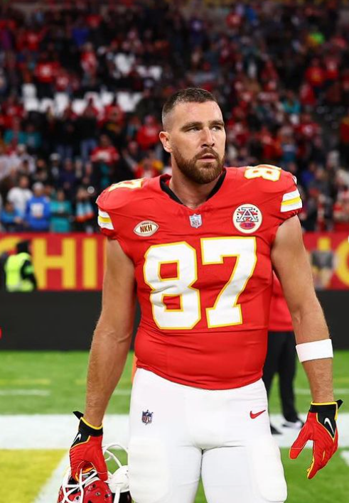 Travis Kelce hedh poshtë të gjitha aludimet për ti propozuar, Taylor Swift