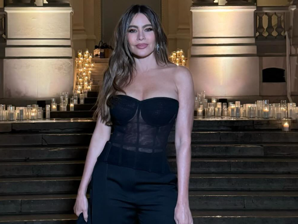 Sofia Vergara dhe Lewis Hamilton ndezin thashethemet për romancë